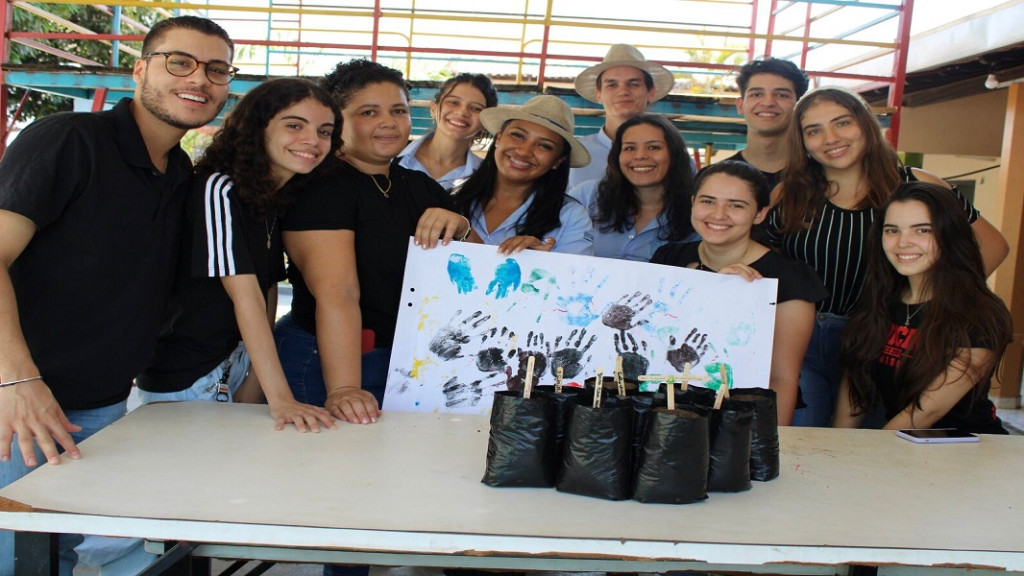 CRIANÇAS E MEIO AMBIENTE: AÇÃO EDUCACIONAL DO CBHSAST EM GURUPI